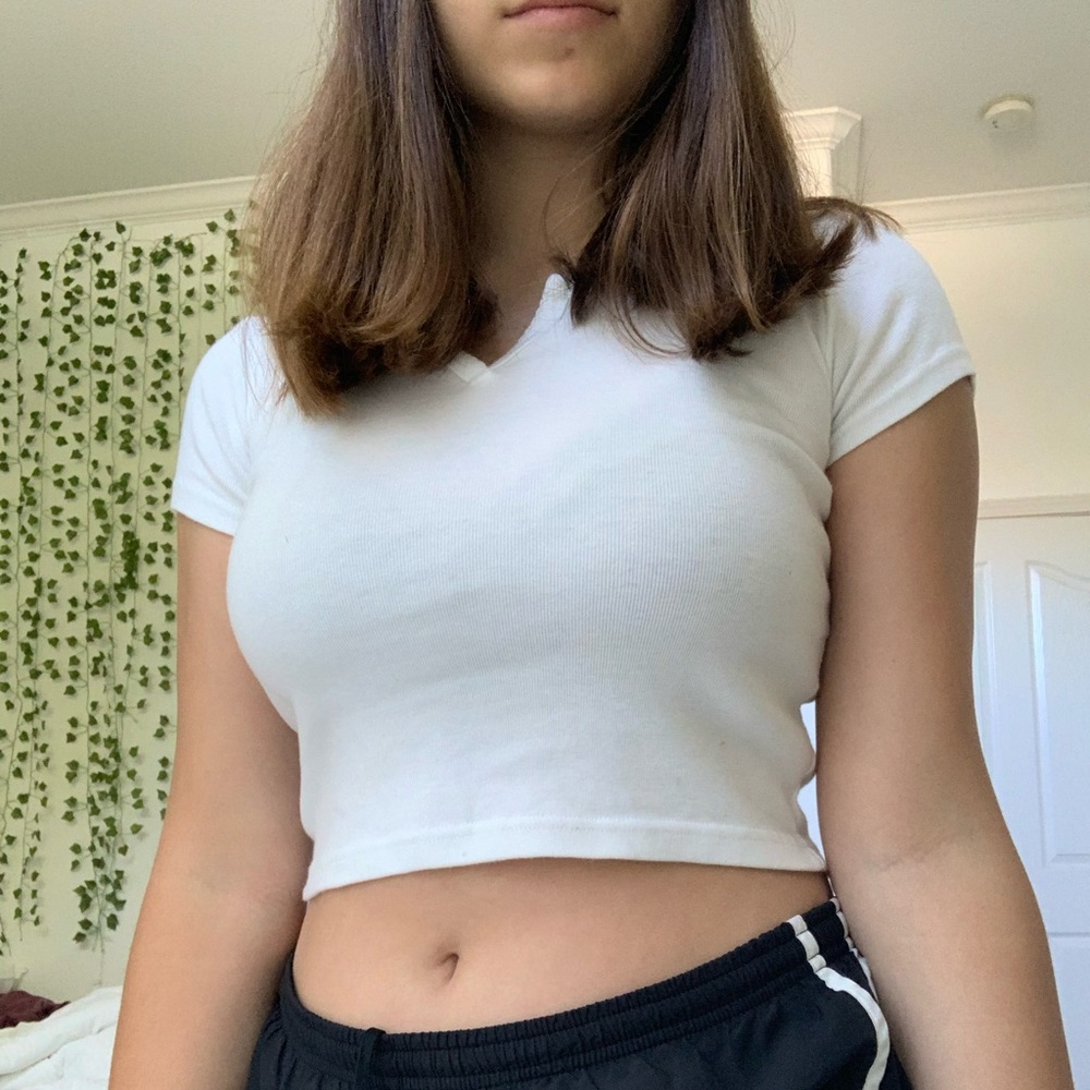 White Brandy Melville Cropped Top
